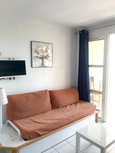 Studio In Saint Raphael With Pool Access And Enclosed Garden
