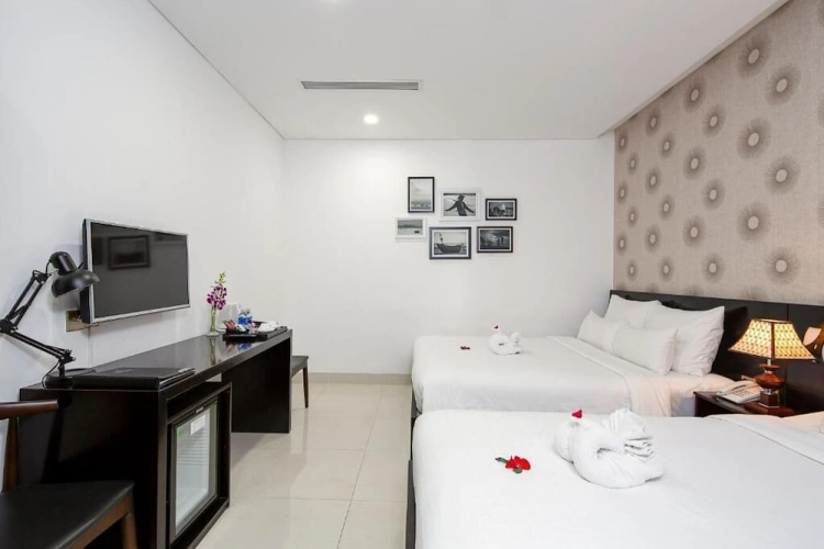 Superior Triple room