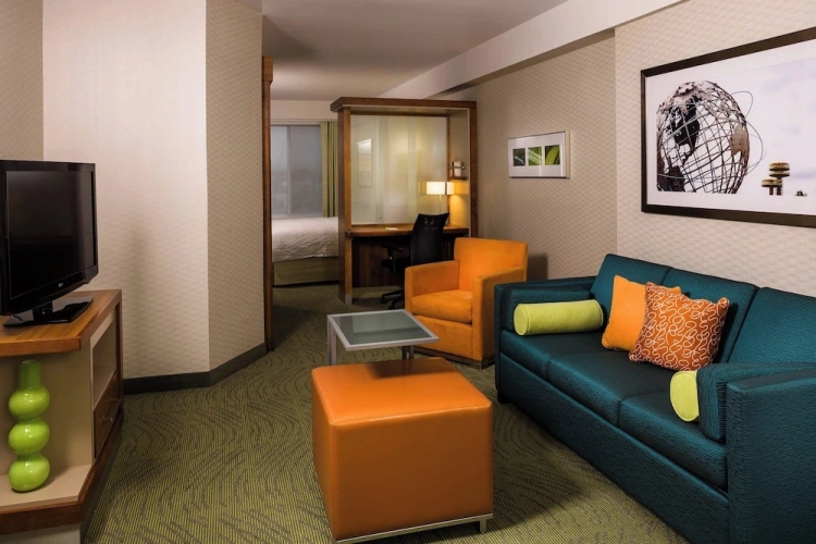 2 Bedrooms Suite