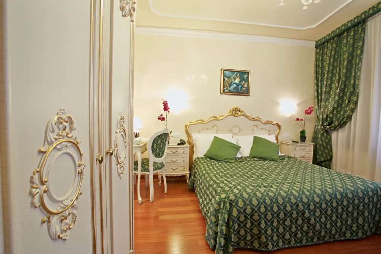 Hotel San Luca