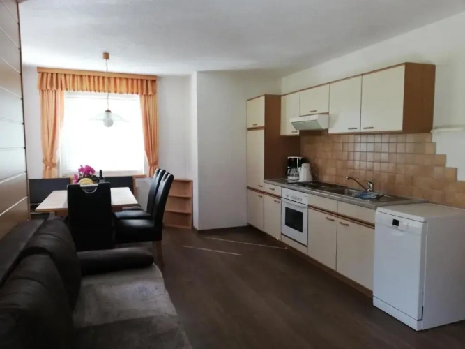 2 Bedrooms Apartment with balcony
