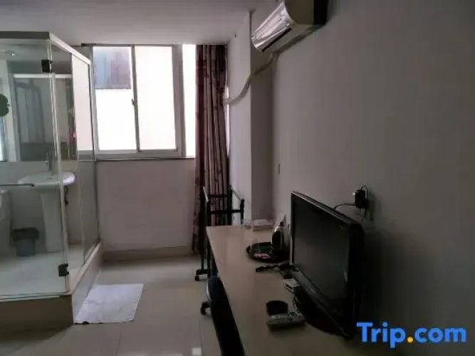 Shanghai Yuqiu Hotel