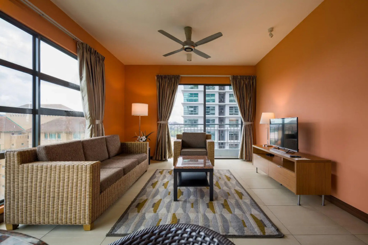 Acappella Suite Hotel
