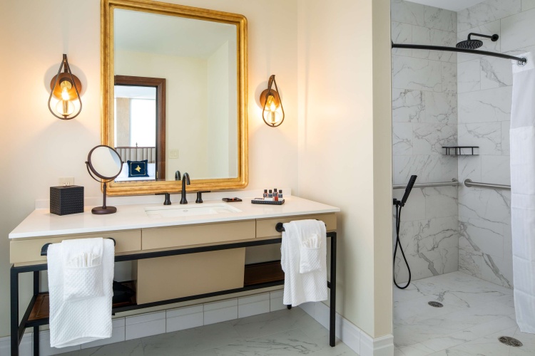 The Peregrine Hotel Omaha Downtown, Curio Collection by Hilt photo 10