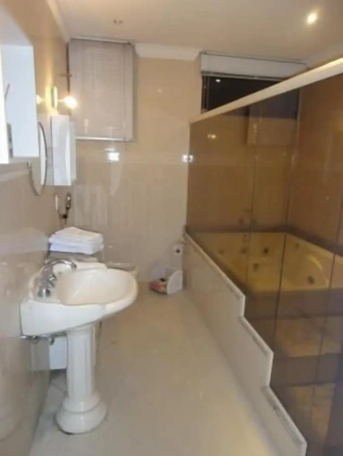 1 Bedroom Luxury Suite