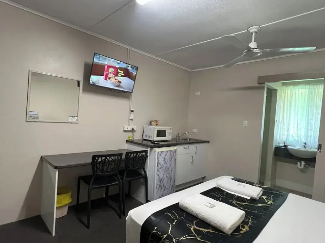 Kalua Motel