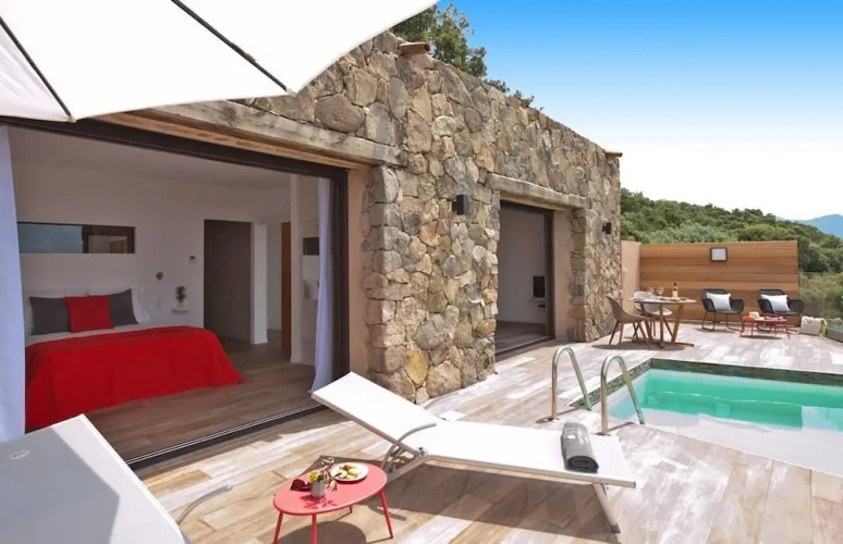 1 Bedroom Villa with sea view