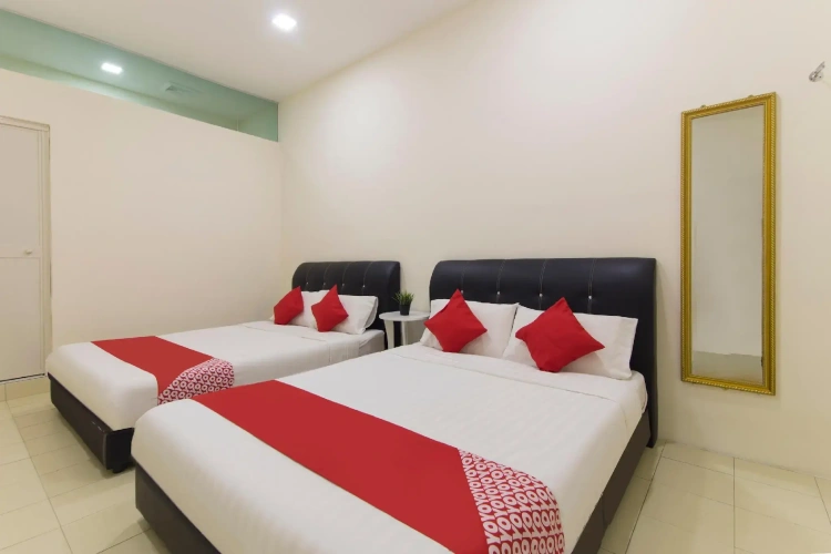 Quadruple Suite