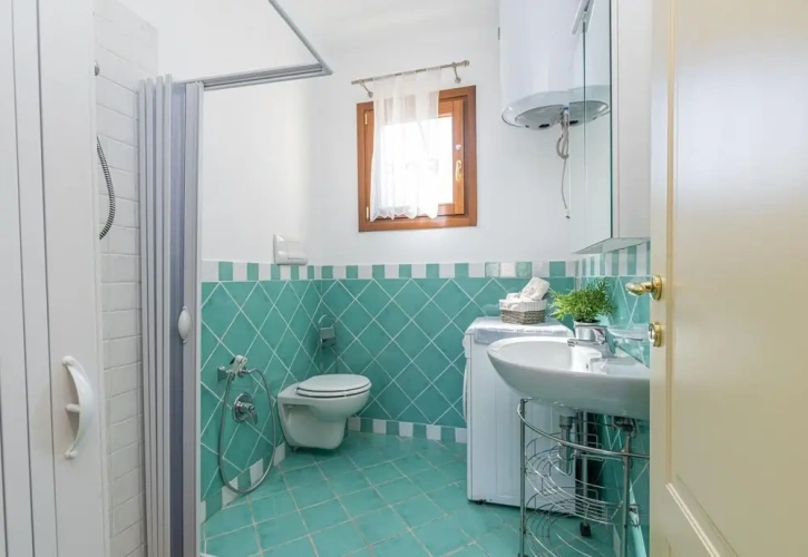 2 Bedrooms Double Family Apartment
