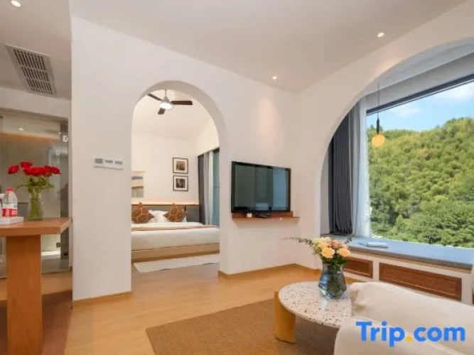 Family Suite with view