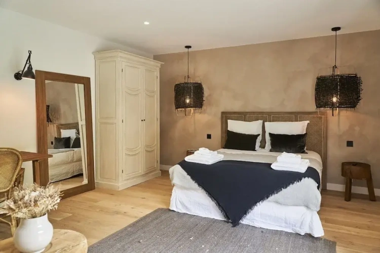 Luxury room