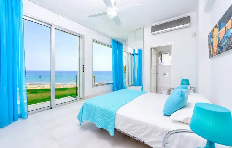 Emerald villa