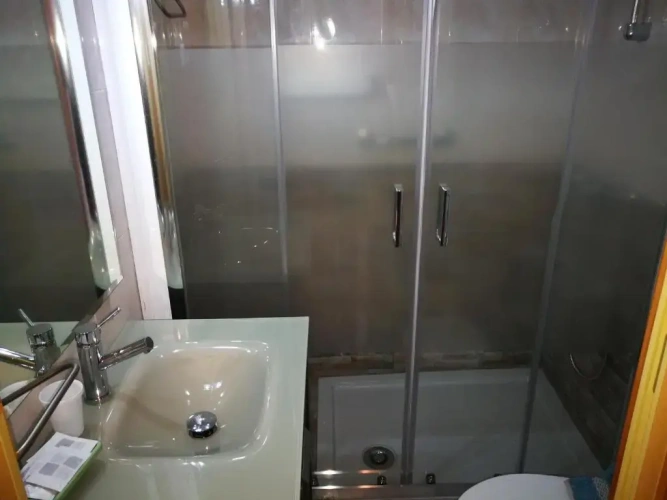 Economy Triple room