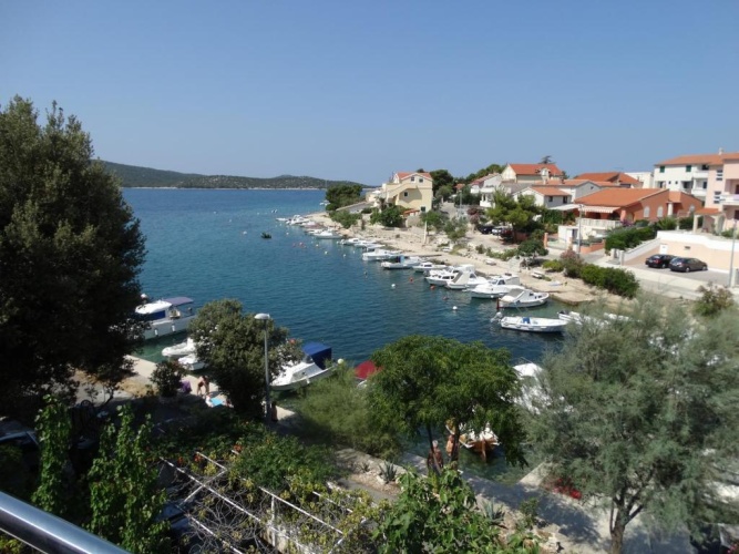 1 Bedroom Apartment with sea view