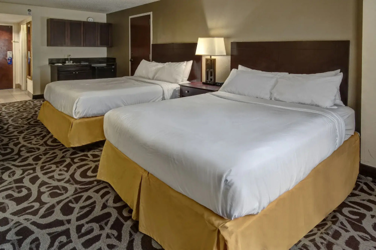 Garner Hotel Murfreesboro West by IHG