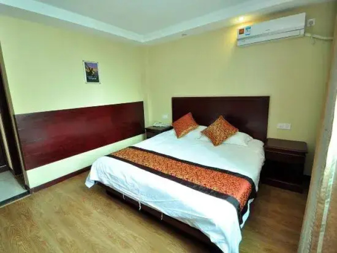 Xinyue Business Hotel