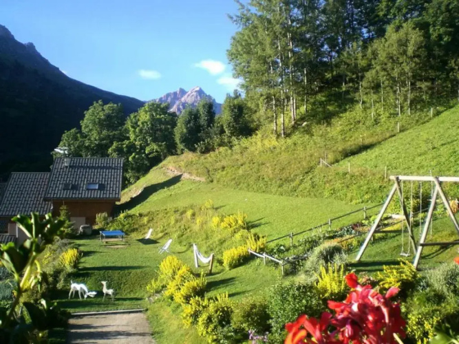 Chalet Les Ancolies - Studio pour 4 Personnes 64