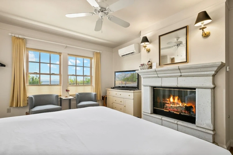Standard Double room with mountain view