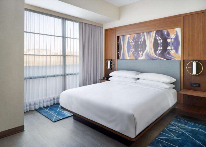Holiday Inn Knoxville Downtown photo 6