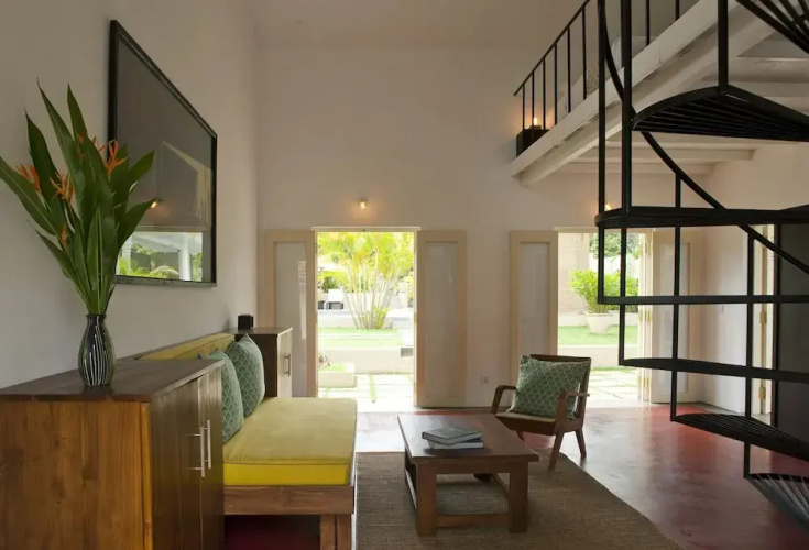 The Deco House