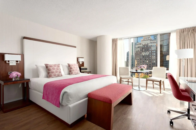 Deluxe Double room with city view