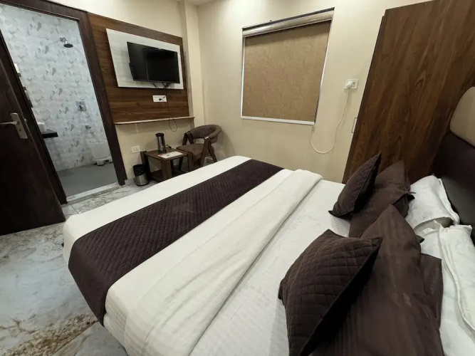 Hotel Dev Rishi By T And M Hotels