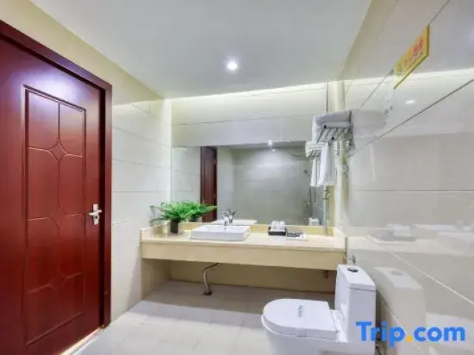 Yuxi Hui Jing Hotel