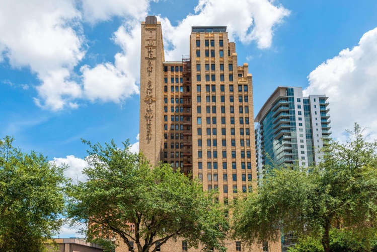 Cambria Hotel Houston Downtown Convention Center photo 22