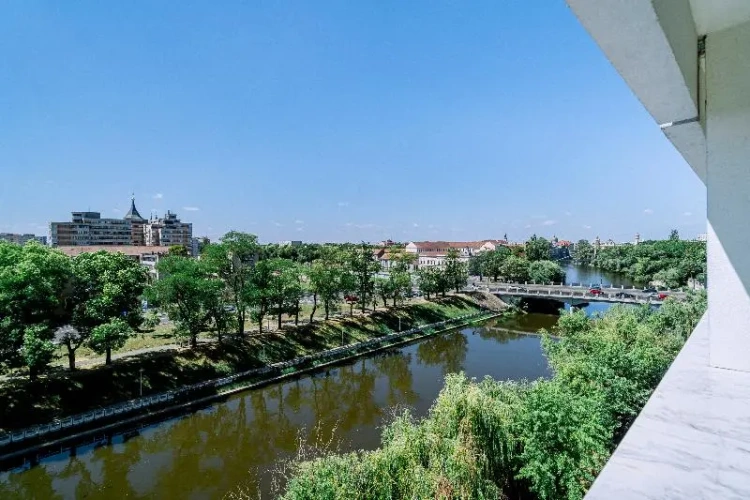 Deluxe Double room with balcony and with river view