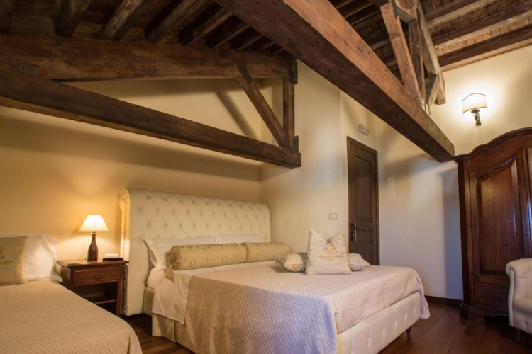 Superior Triple room