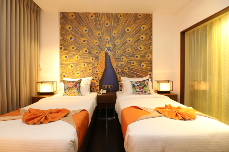 Hotel Gallery 67