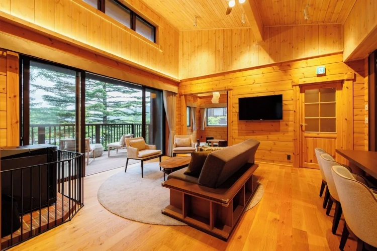 Club Villa with balcony