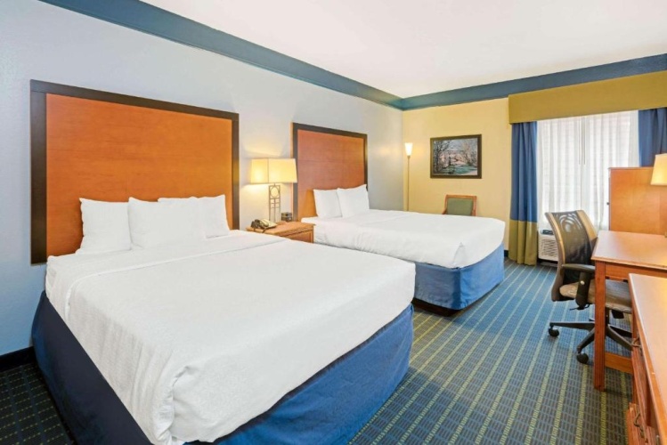 Deluxe Double Suite