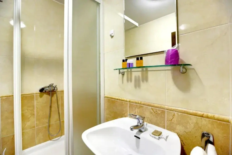 1 Bedroom Apartment with balcony