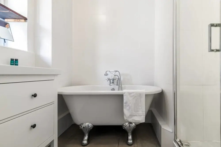 Cosy Flat In Quiet Wapping