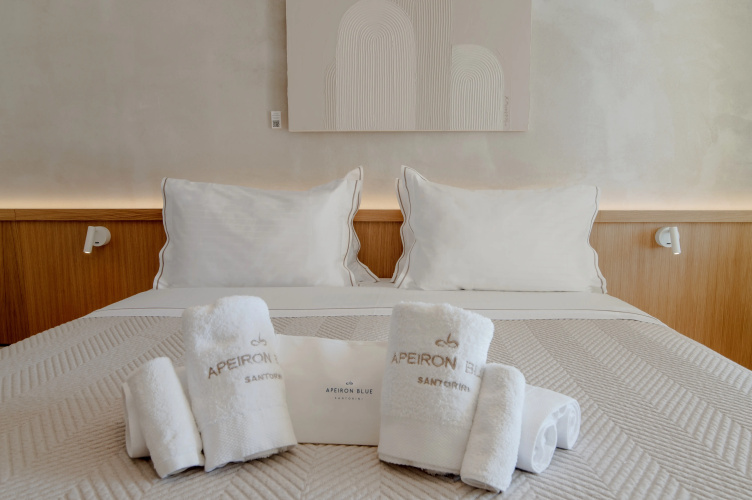 Apeiron Blue Santorini - Sustainable Adults Only 14+