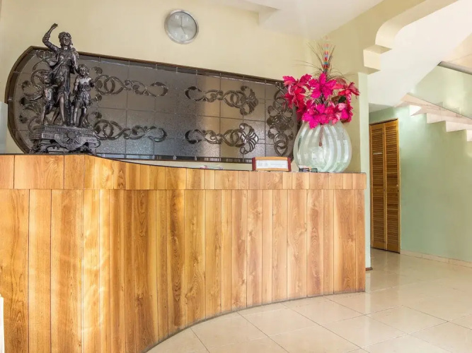 Hotel Villa Monini