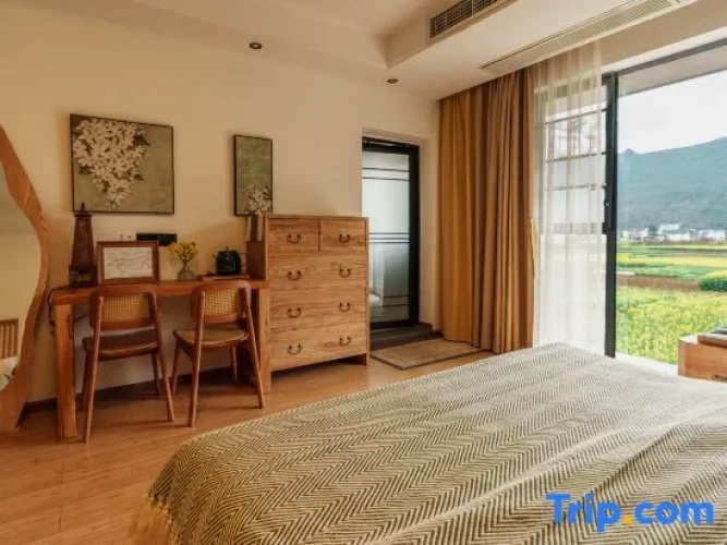 Standard Twin Family room