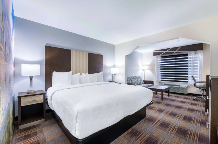Double Suite