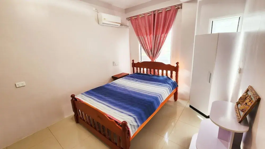 Ocean Heart Hotel