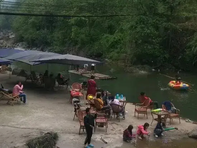 Qingcheng Valley on the Farm