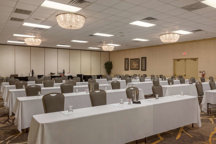 Embassy Suites by Hilton Baton Rouge photo 20