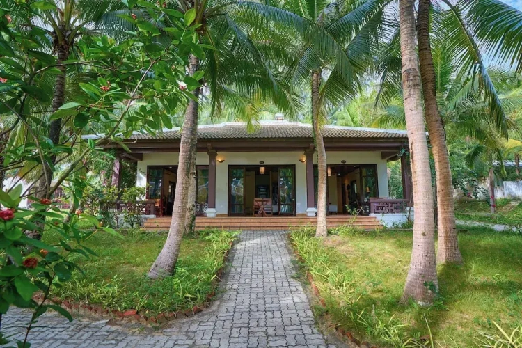 Deluxe Twin room with garden view