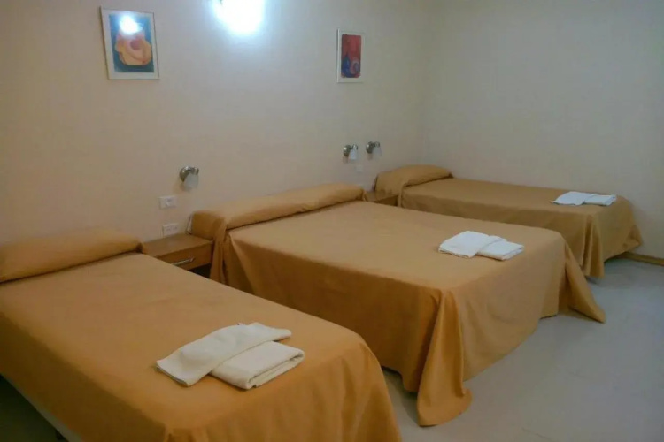 Cheltum Hotel