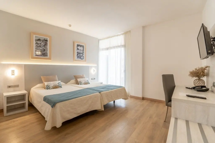 Advise Hotels Reina