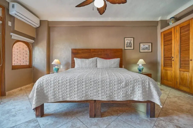 Ocean View 2Br Condo-balcony-beach-pool - 204