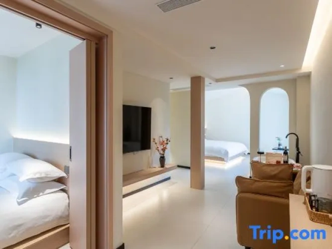 2 Bedrooms Suite