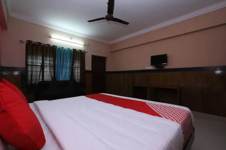 Sanman Regency by OYO Rooms