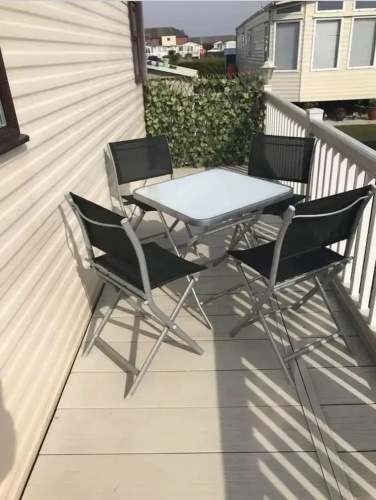 Captivating 2-bed Carvavan in Mablethorpe