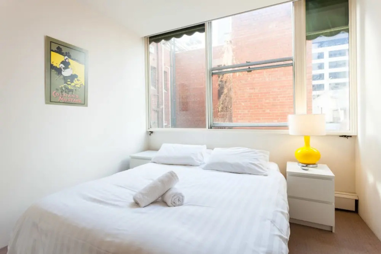 Benjamin - Beyond a Room Private Apartments